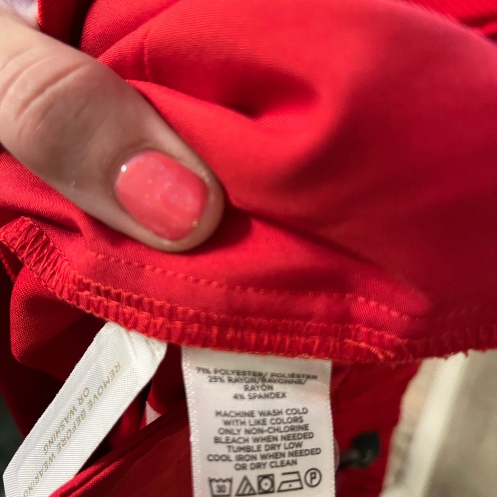 NWT Ann Taylor the Easy Ankle High RiseTapered Pants in Bright Red size L. - Picture 16 of 16